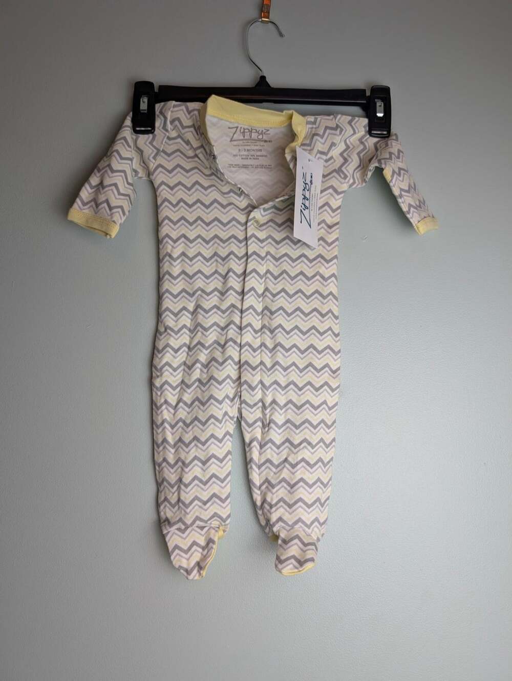 Neutralbaby Newbornstyle Zippyz by Little Trendyz Baby Footed Sleepsuit